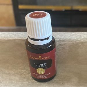 Young living thieves 15ml essential oil - Opened